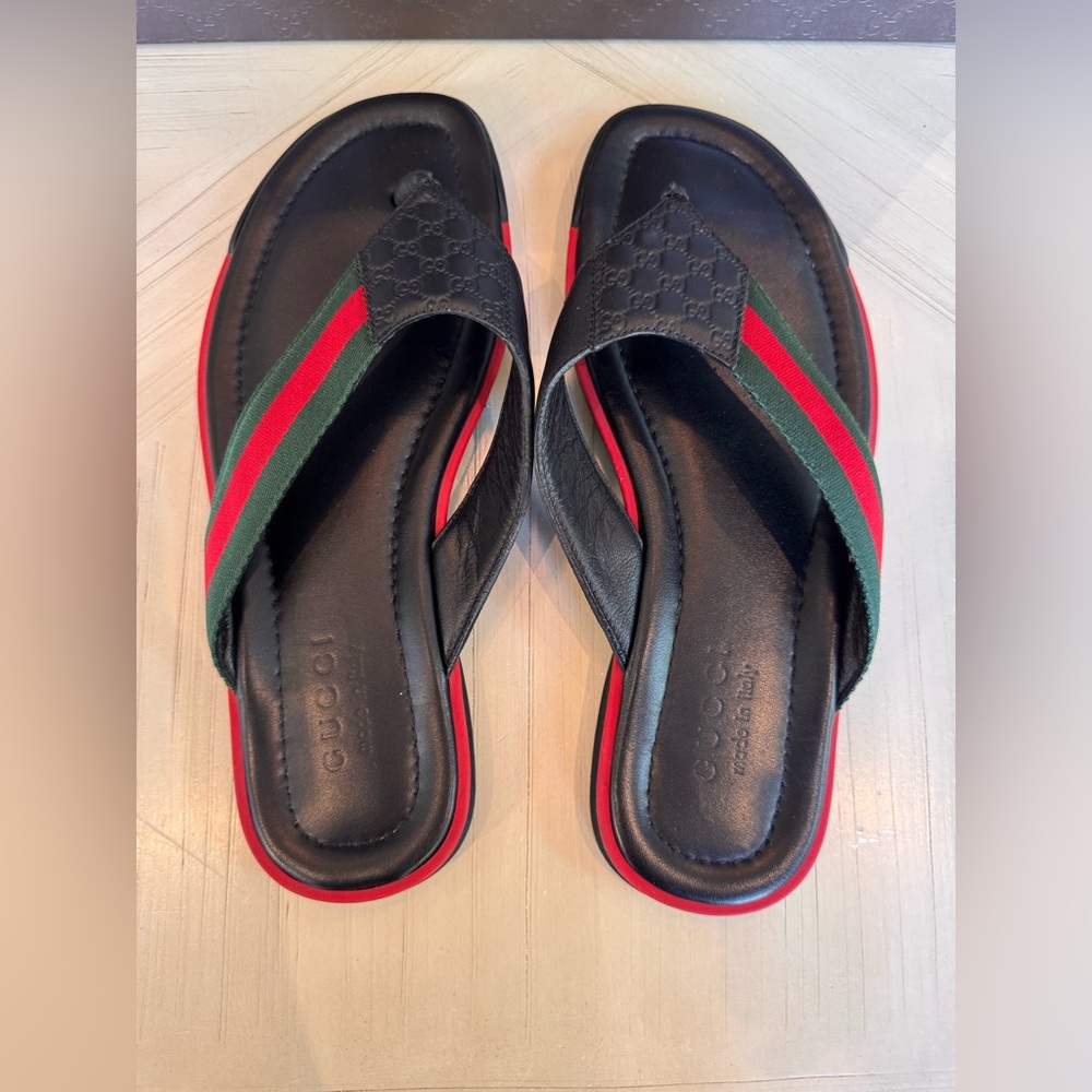 Gucci GG Microguccissima Web Leather Thong Sandals Men’s 9 Black Made in Italy